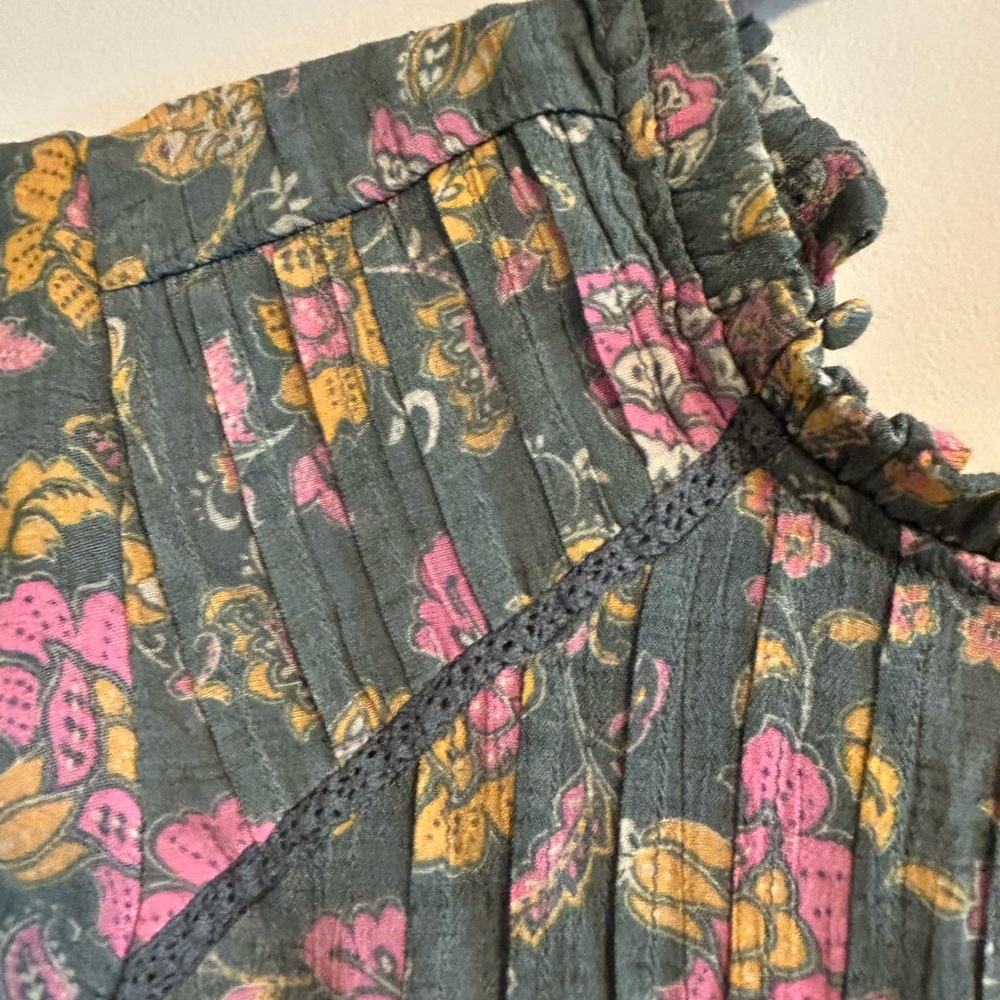 Nanette Lepore Floral Green Top - Picture 3 of 7